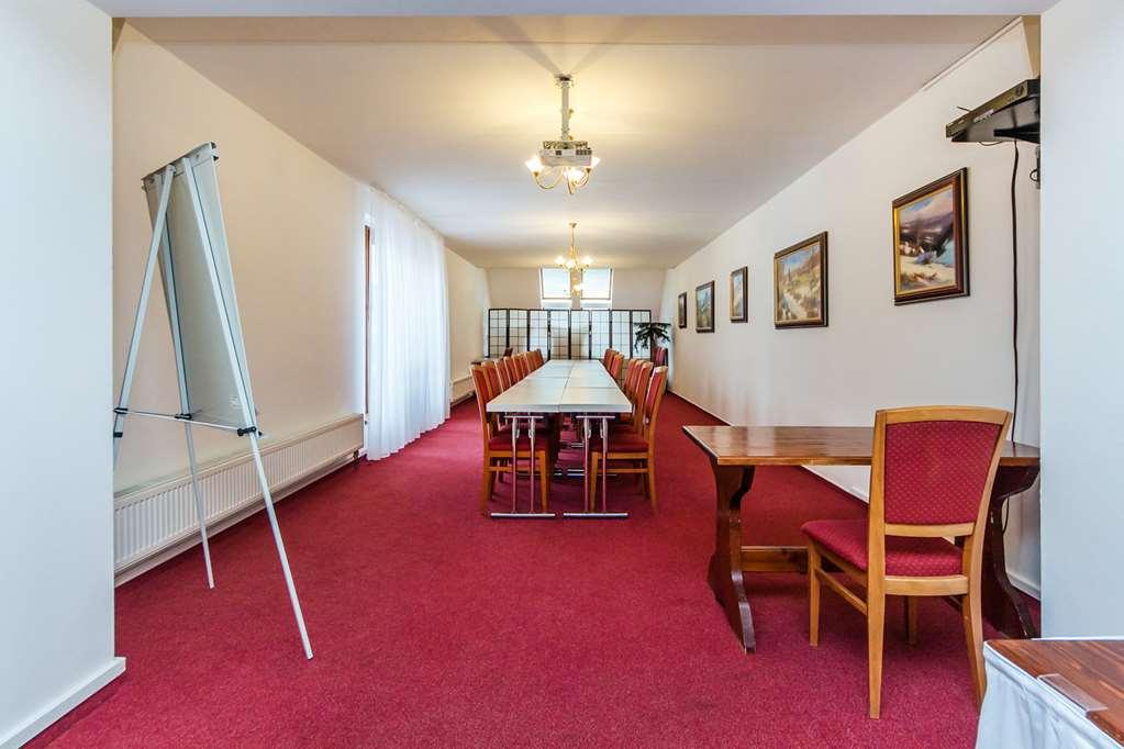 Hotel Horal Roznov pod Radhostem Restaurant photo